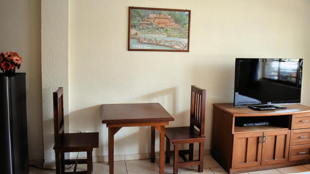 Klein Heidelberg Guesthouse Pattaya Esterno foto
