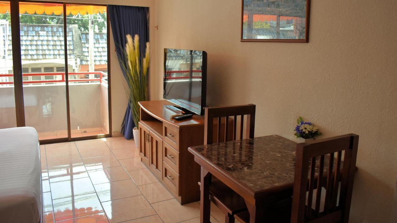 Klein Heidelberg Guesthouse Pattaya Esterno foto