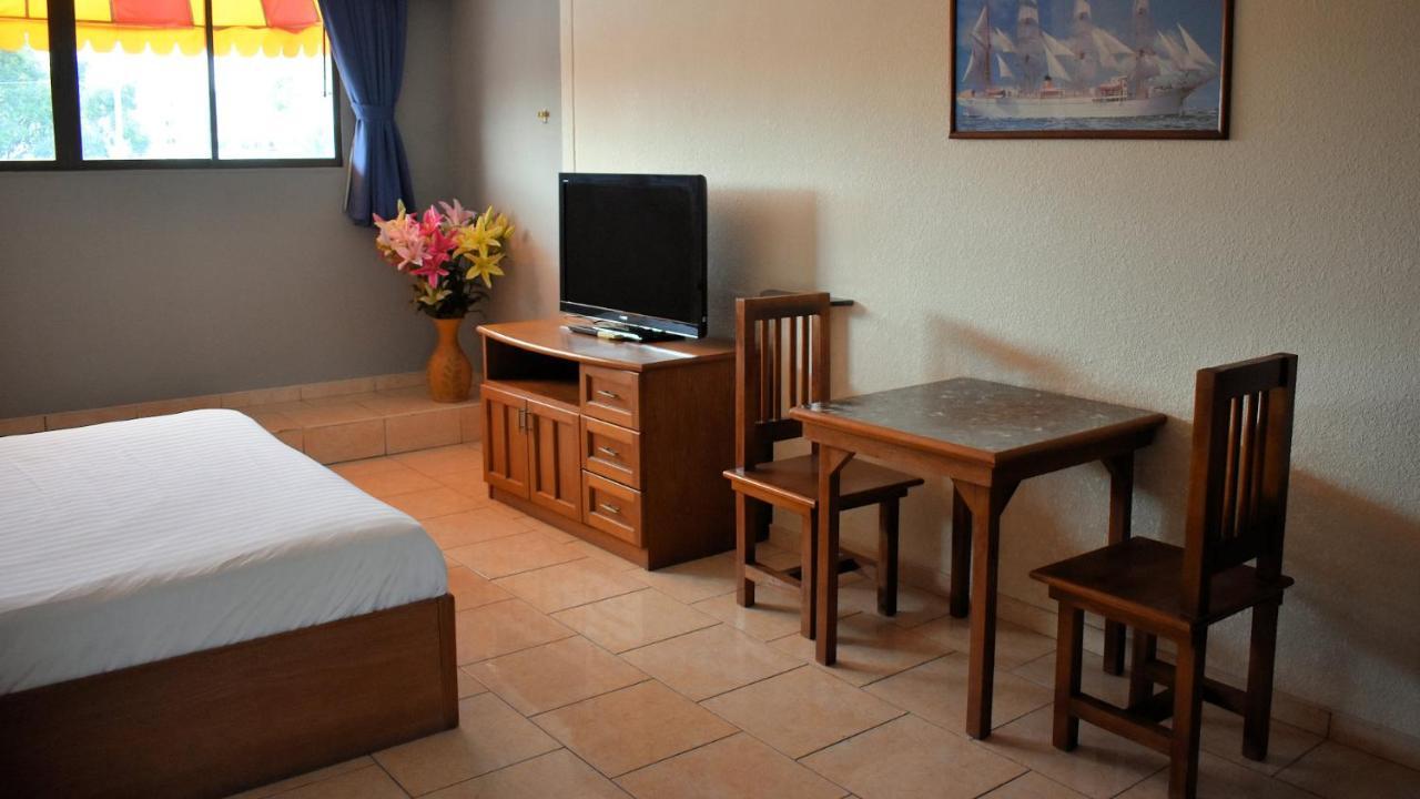 Klein Heidelberg Guesthouse Pattaya Esterno foto