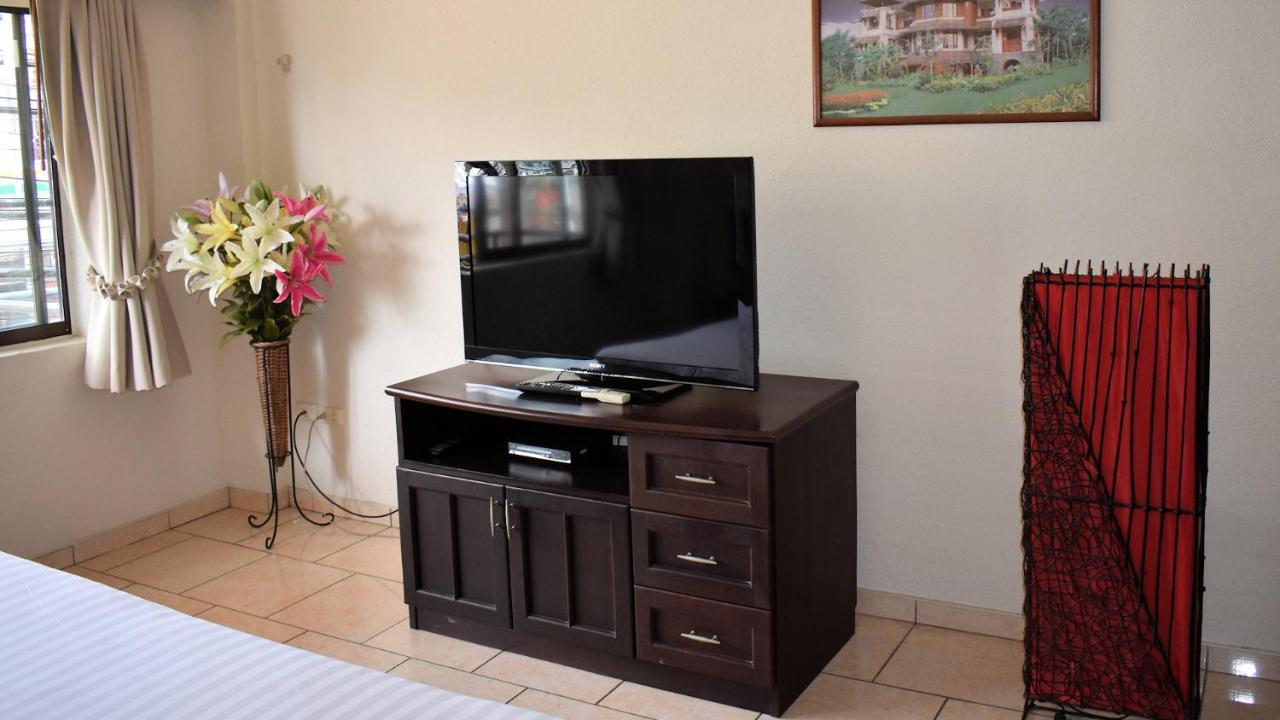 Klein Heidelberg Guesthouse Pattaya Esterno foto
